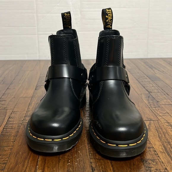 NWT Dr. Martens Wincox Leather Chelsea Boot Polished Black US 5 Ladies NWT - Picture 9 of 16